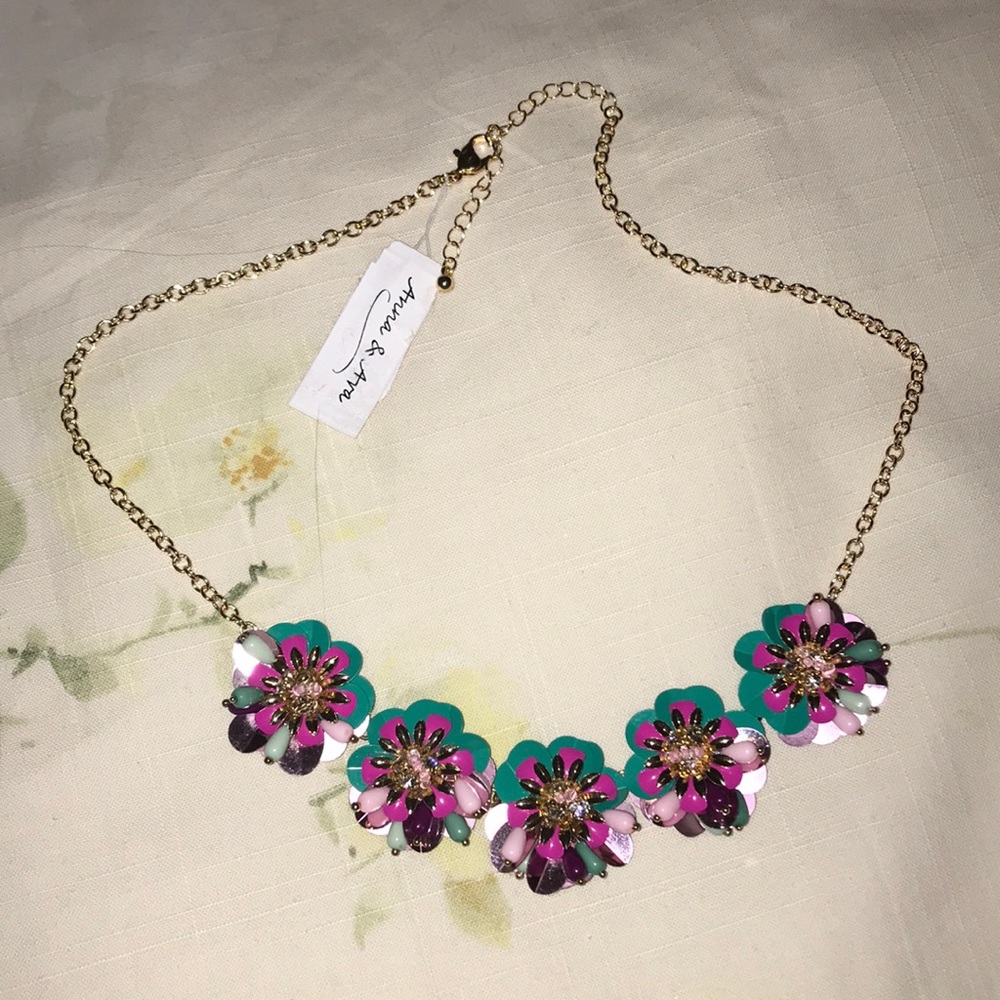 Anna & Ava necklace